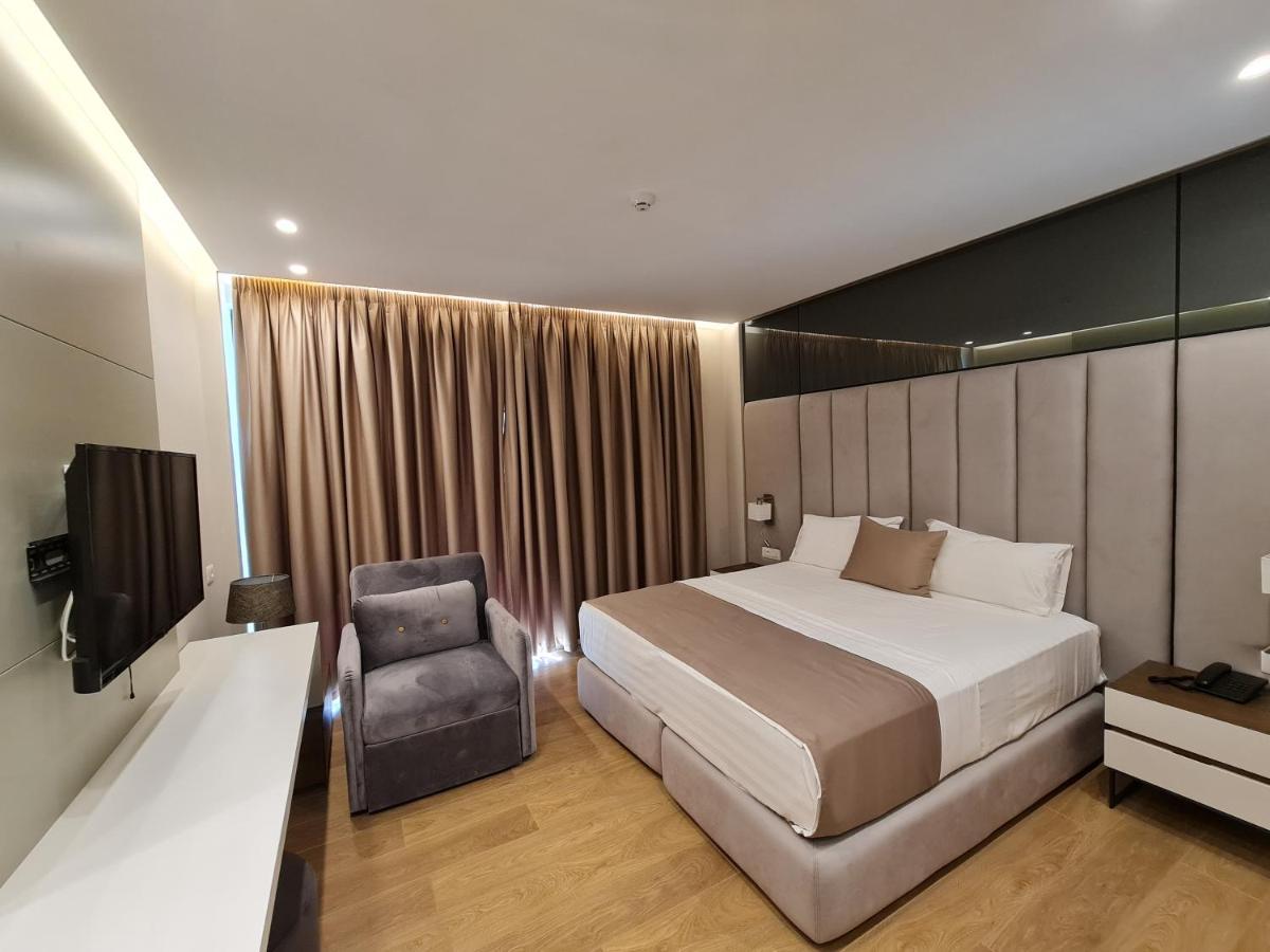 Hotel Aross Kanine المظهر الخارجي الصورة
