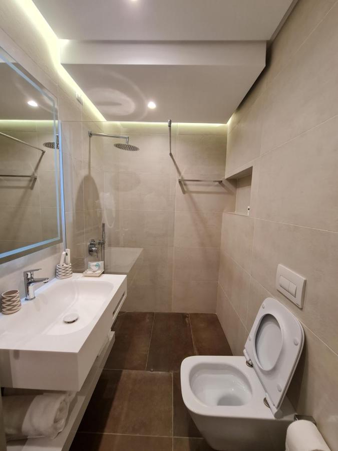Hotel Aross Kanine المظهر الخارجي الصورة
