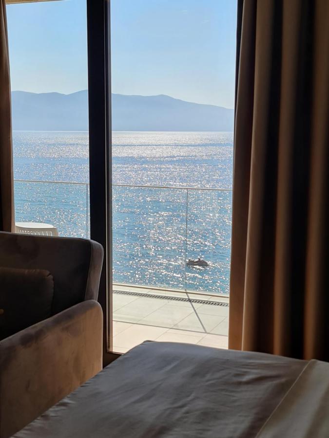 Hotel Aross Kanine المظهر الخارجي الصورة
