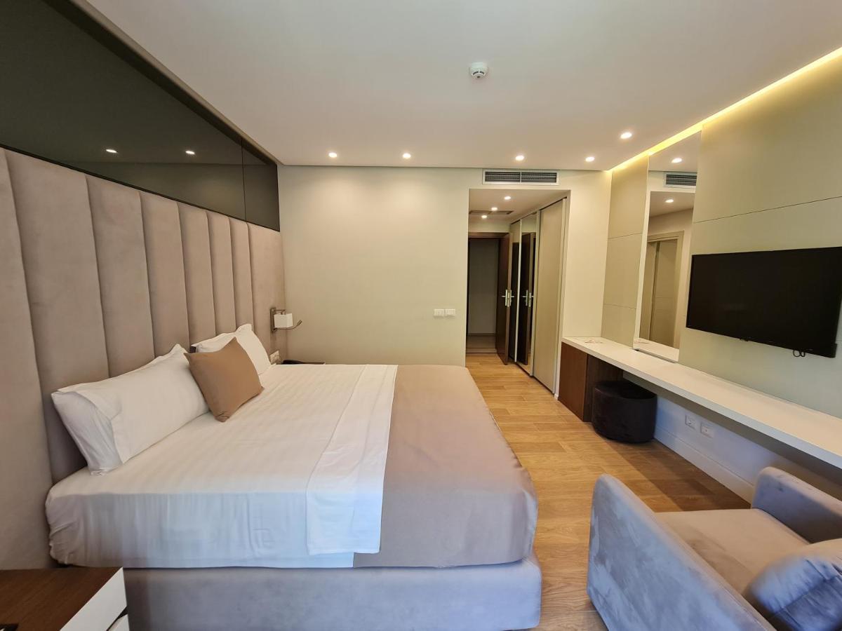 Hotel Aross Kanine المظهر الخارجي الصورة