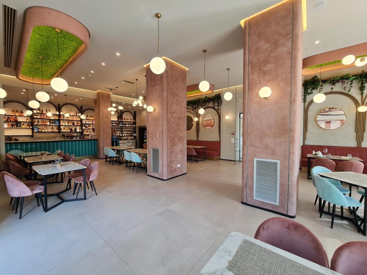 Hotel Aross Kanine المظهر الخارجي الصورة